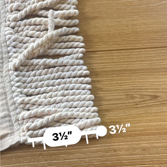 TABLE RUNNER - Picture 6 of 6